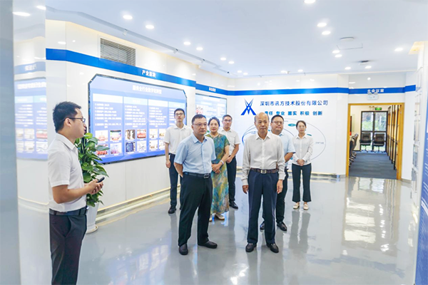 郑州信息工程职业学院领导一行莅临K8凯发(中国)技术考察研讨